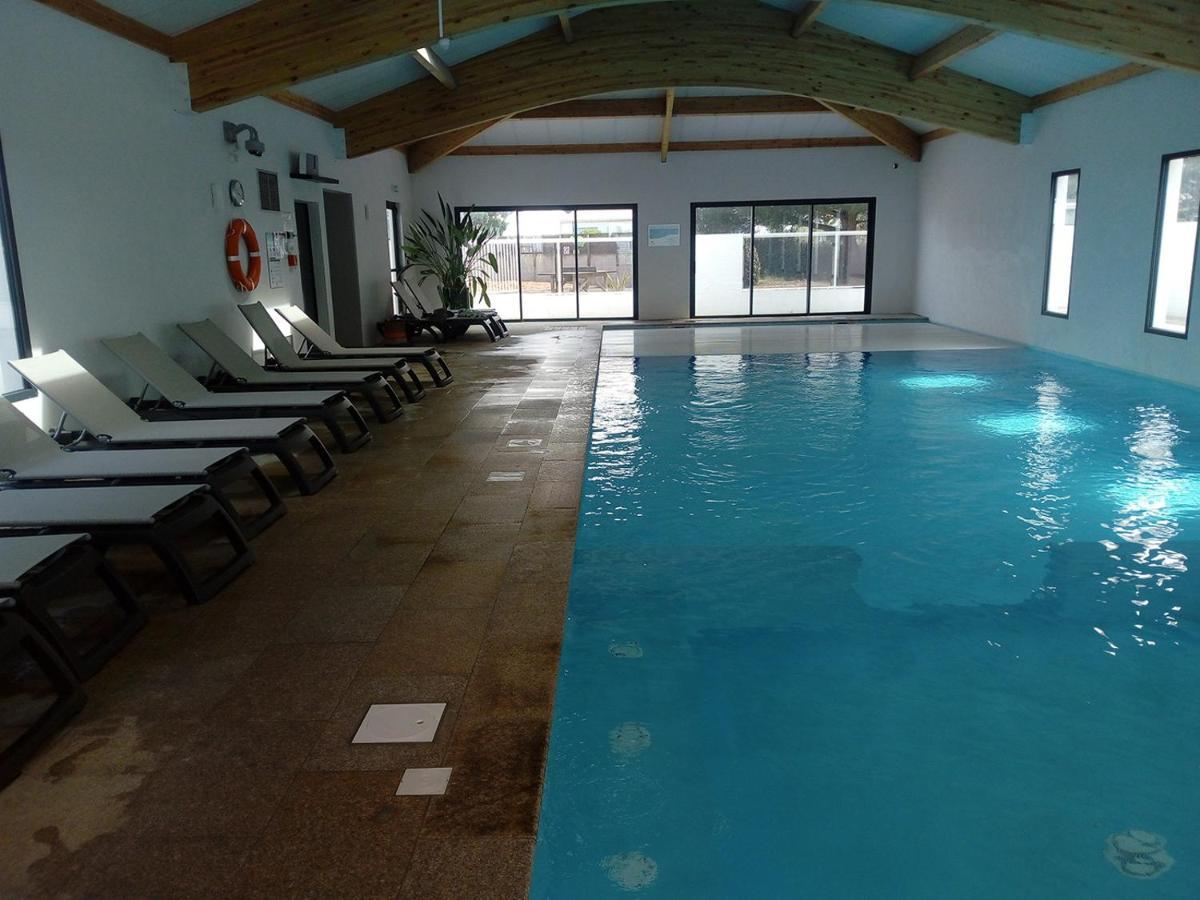 Chalet Pour 6, Domaine Avec Piscine Saint-Hilaire-de-Riez Exterior foto